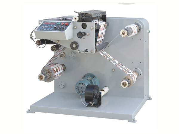 LX-320 型自動(dòng)分切機(jī)